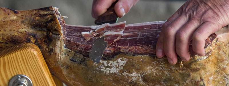 boucherie-fronton-bosca-morceau-porc-jambon